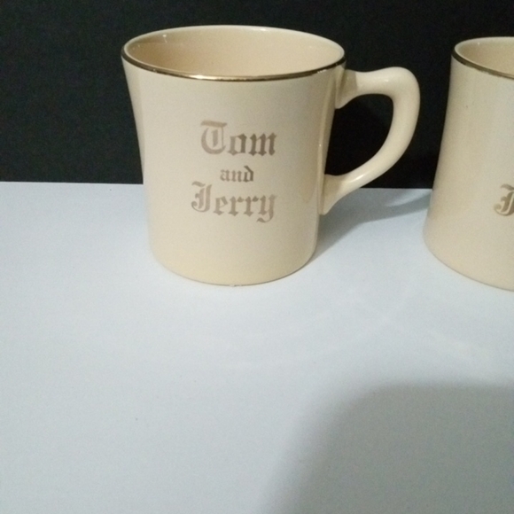 Vintage Tom and Jerry Set of 4 Coffee Mugs - Picture 2 of 14